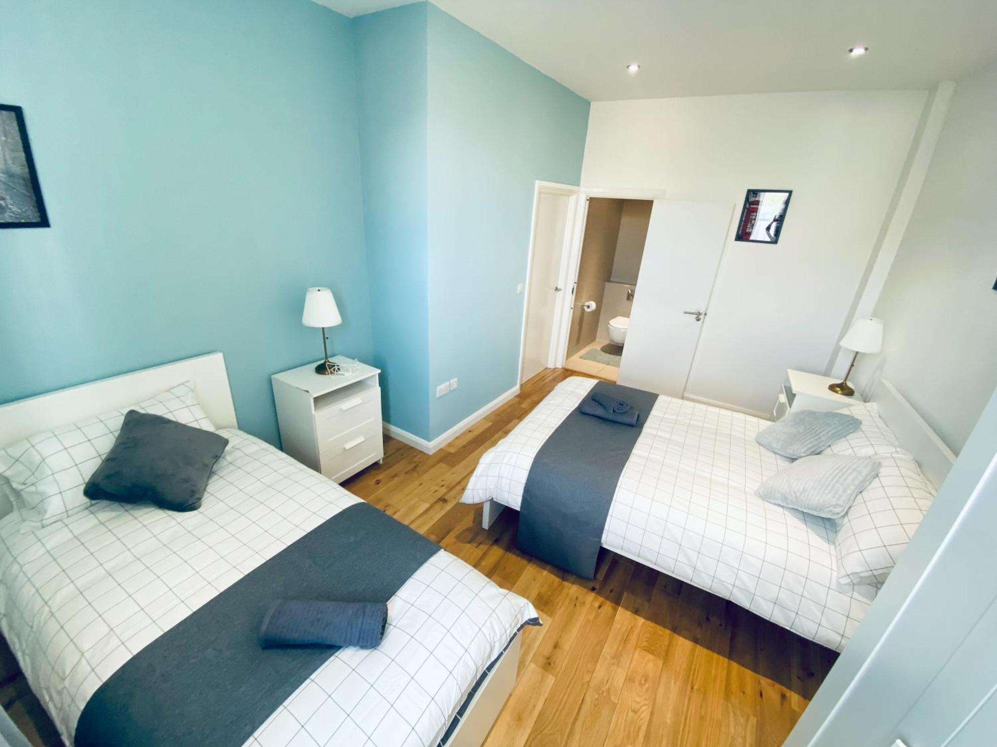 לונדון 2 Bedroom Flat - 2 Bath - 15 Min Camden Town מראה חיצוני תמונה